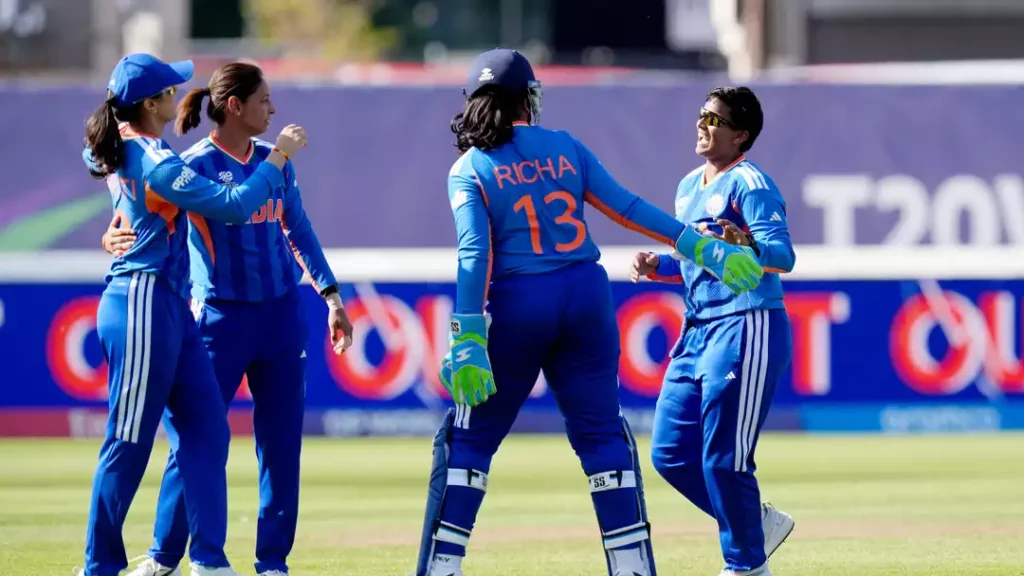 India women beat Pakistan